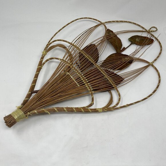Vintage Boho Grass Rattan Straw Leaf Wall Hanging - Picture 4 of 5